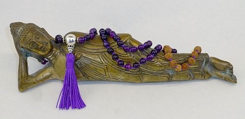 Bild "Chakren Malas:Mala-Stirnchakra-2-500_ji.jpg"