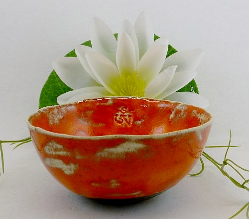 Bild "Keramikschalen:Schale-klein-orange-3-500_ji.jpg"