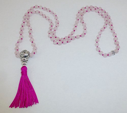 Bild "Malas geknotet:8Symbole-Rosenquartz-2-500_ji.jpg"