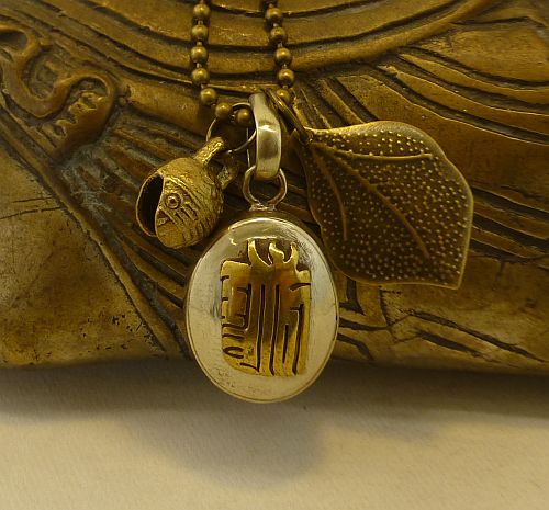 Bild "Schutz Amulette:Medizinamulett-Chakra-2-500.jpg"