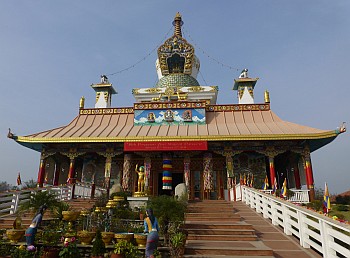 Bild "Willkommen:lumbinigardenstupa.jpg"